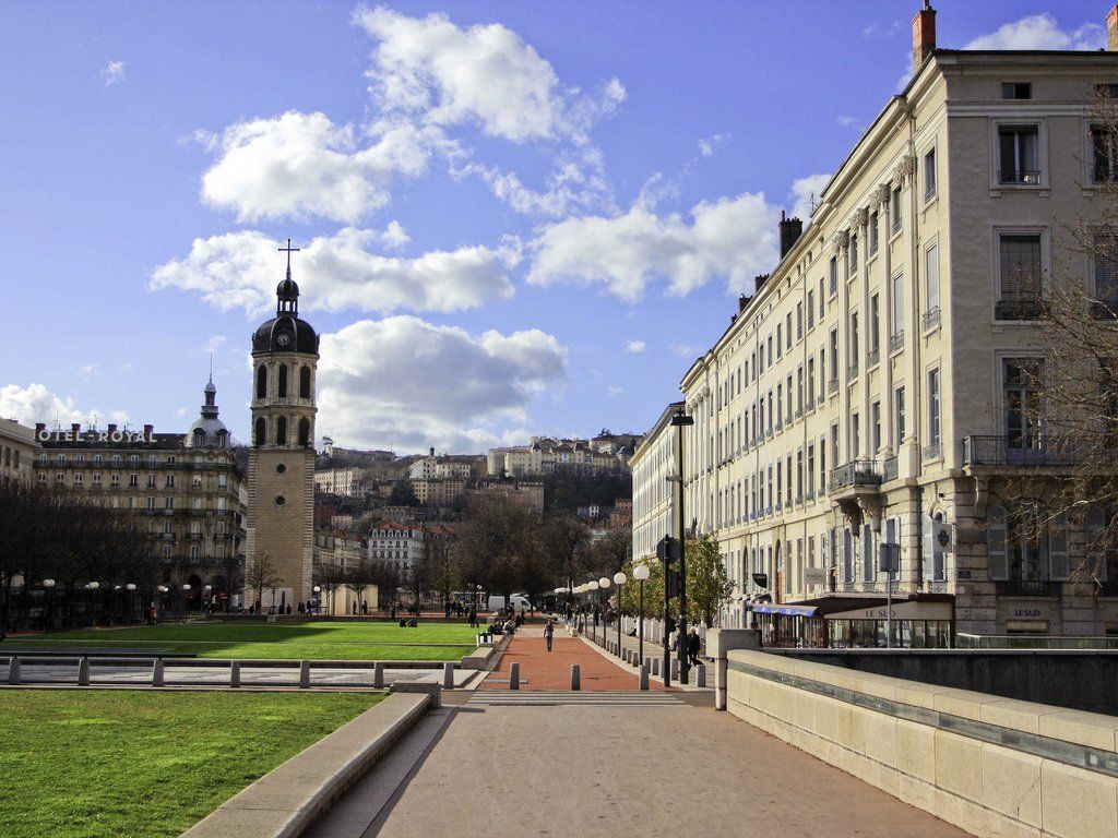 Ibis Lyon Est Bron Hotel Luaran gambar